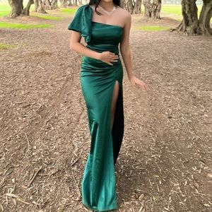 Emerald Green Off The Shoulder Side Slit Dress